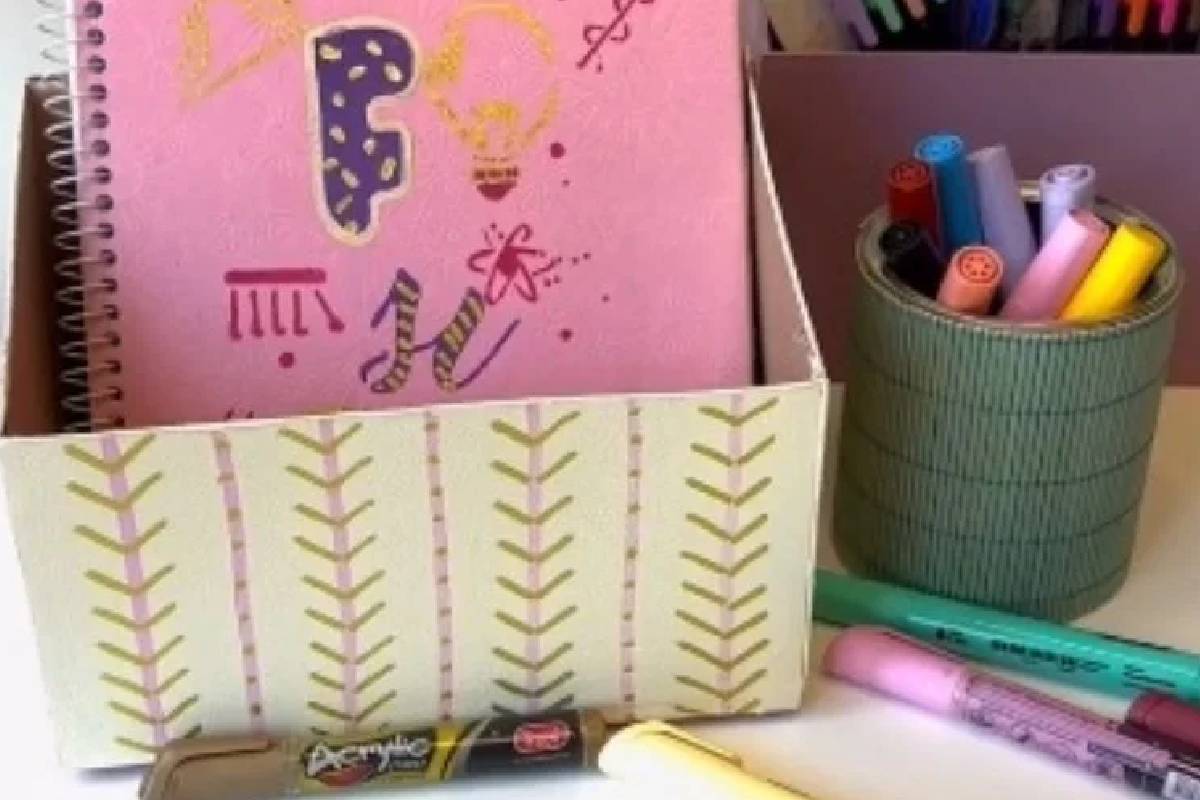 Cipősdobozokat kreatívan: Praktikus tárolók az irodád rendben tartásához