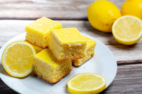 Citromos kockák: finomabbak, mint a pékségben, tökéletesek egy délutáni teázáshoz
