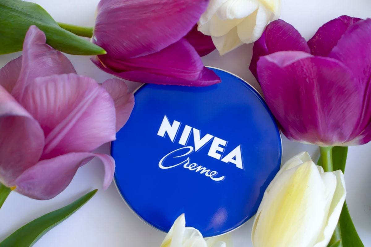 Csak egy kanál és Nivea krém: mondj búcsút az öregedésgátló krémeknek
