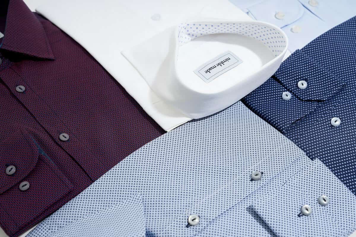 Mit jelent a pólók hátulján lévő karika, amit csak kevesen ismernek