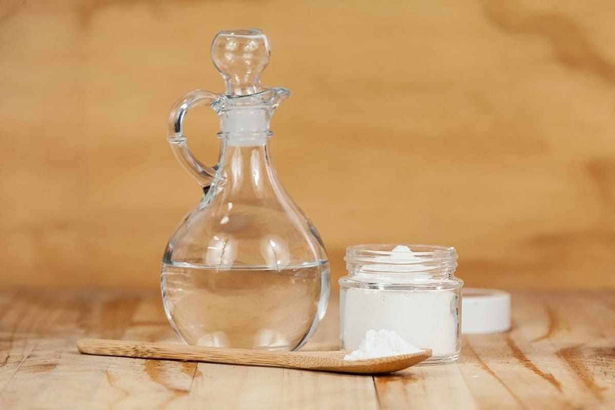 Erőteljes megoldás a sárga lerakódások ellen a WC-ben: Egyszerű recept, ami működik!