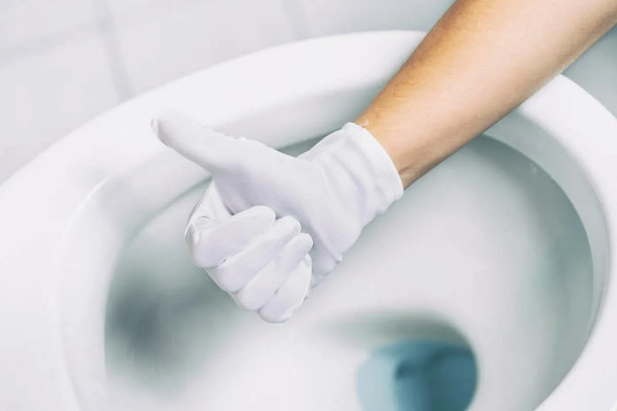 Erőteljes megoldás a sárga lerakódások ellen a WC-ben: Egyszerű recept, ami működik!