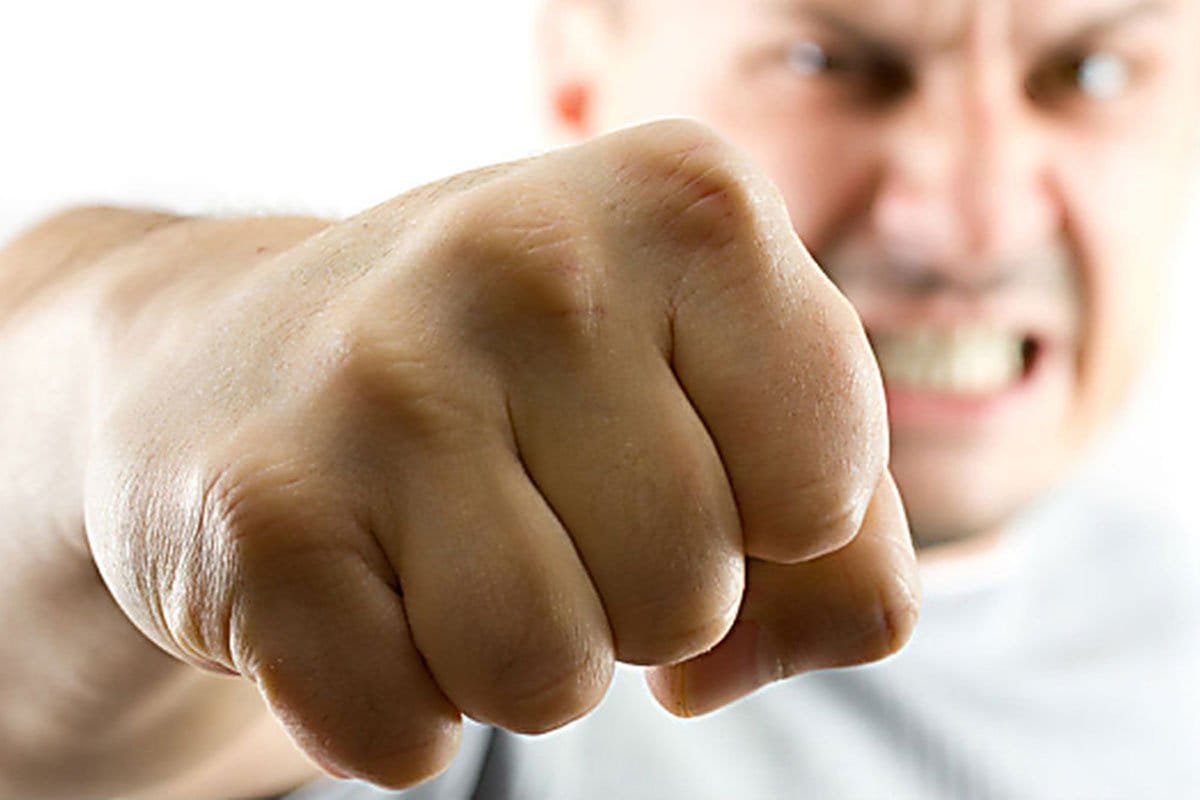 Milyen eredetűek a sértések, és mikor kezdtek elterjedni?