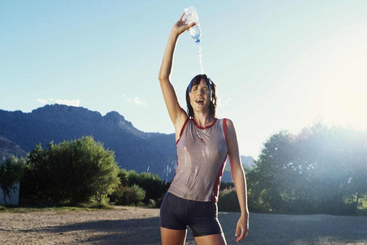 Hogyan sportolj biztonságosan a nyári hőségben? Tippek a kockázatok elkerüléséhez
