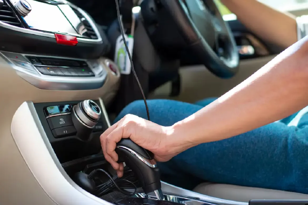 Várj, mielőtt elindulsz: Így óvhatod meg autód motorját egy egyszerű szokással