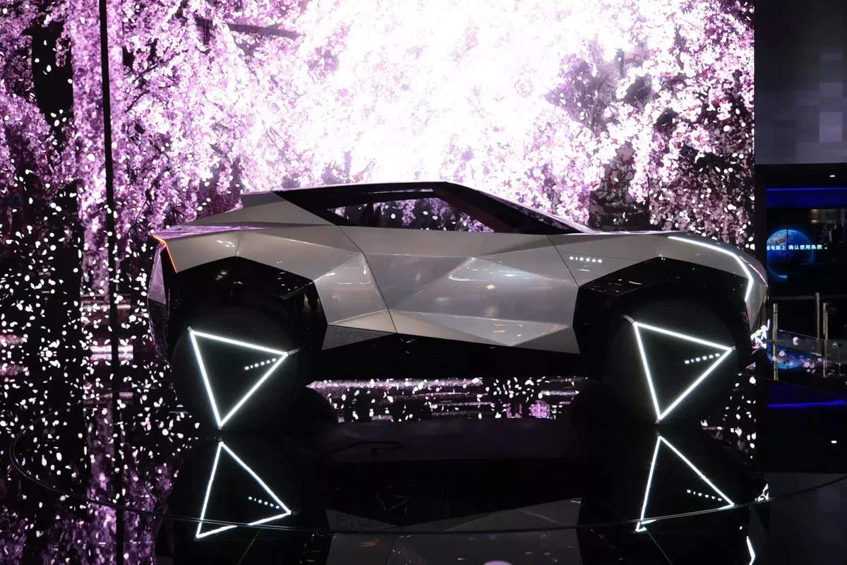 Új Nissan Juke 2026: első tesztek – miben lep meg a kultikus modell?